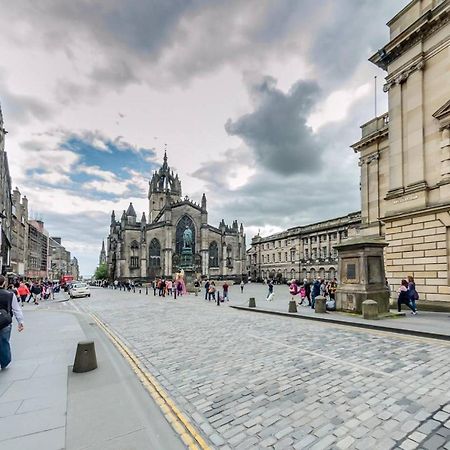 Altido Castle Terrace 3 Bedroom Apartment - Old Town Edinburgh Exterior photo